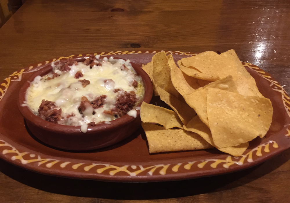 Cazuelita de choriqueso de La Hacienda del Mexicano